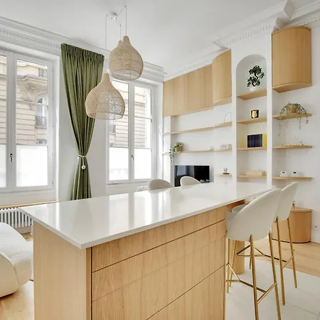 Pick A Flat's In Invalides - Rue De Grenelle
